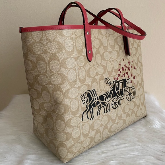 Coach - Picture 7 of 8